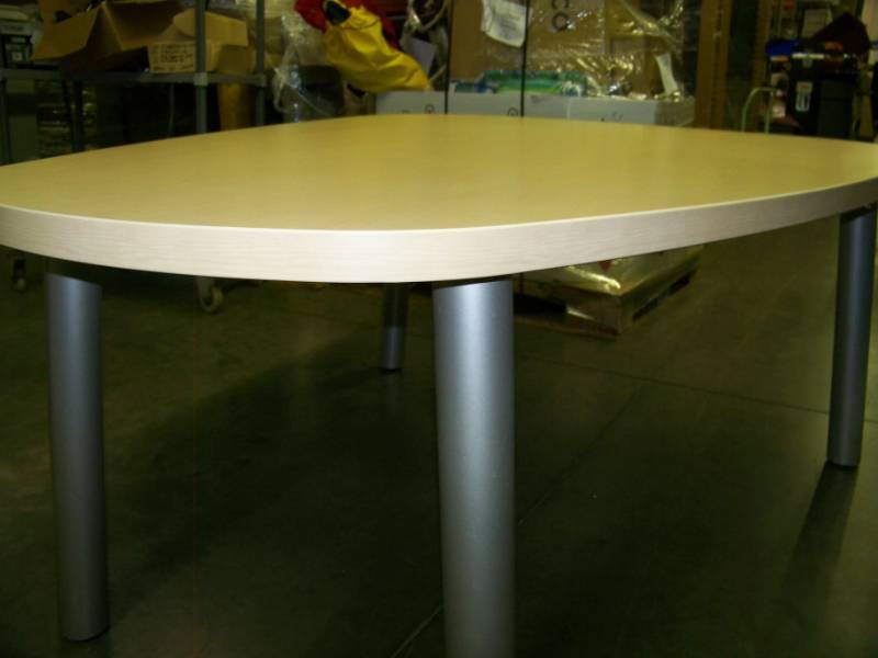lot 39 image: High-Quality, Heavy-Duty Office  Conference Room  Break Room  Multi-Use Table