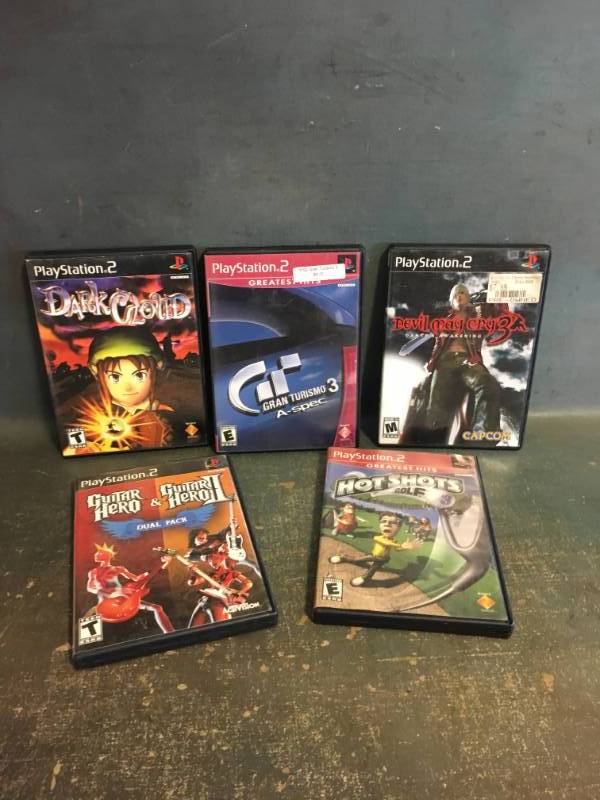 lot 39 image: Playstation 2 Games