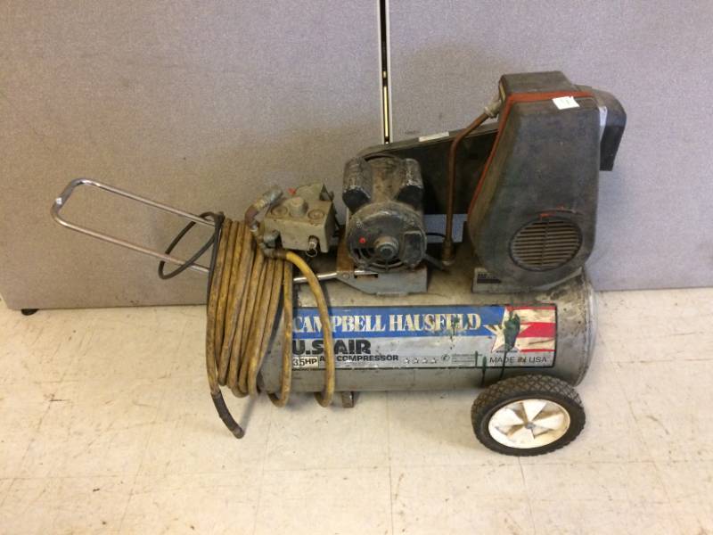lot 7 image: Air Compressor