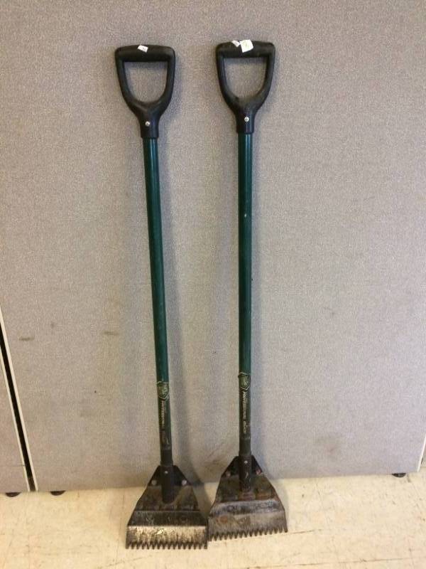 lot 8 image: Shingle Remover