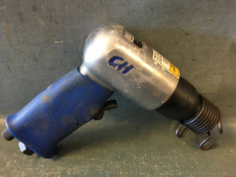 lot 11 image: Air Tools