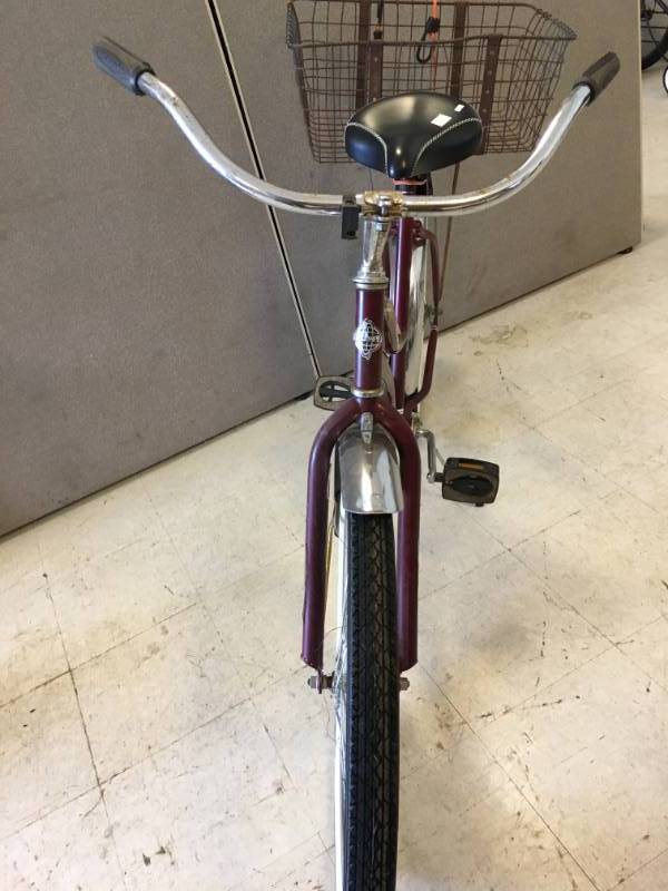 lot 51 image: Huffy Good Vibrations Bicycle
