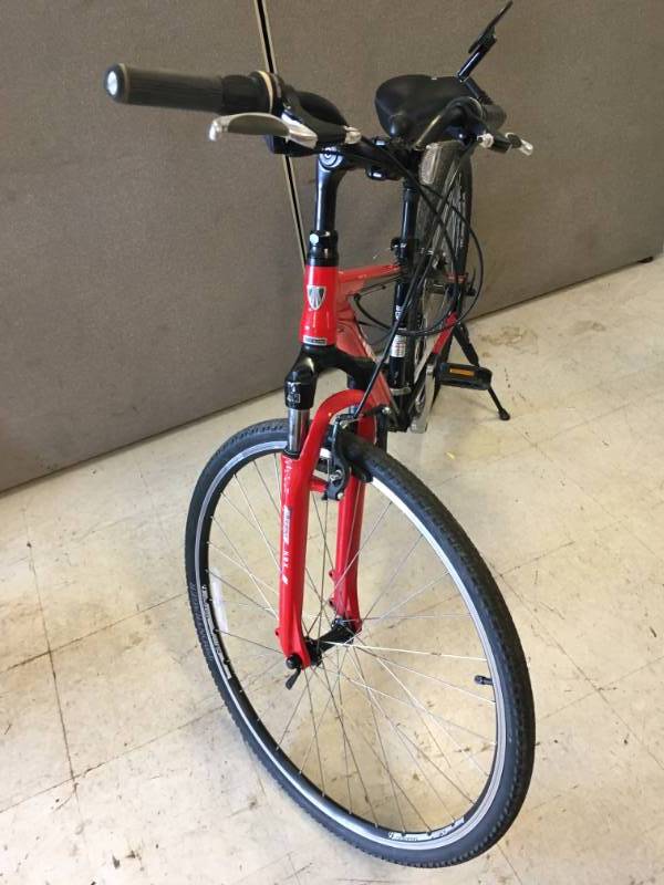 lot 27 image: Trek Verve 2 SE