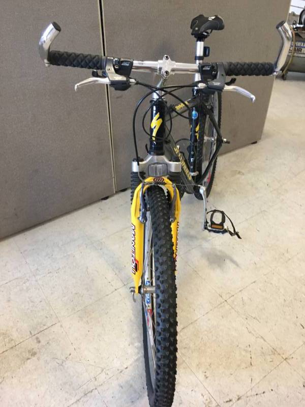 lot 29 image: Rock Hopper Specialized Bicycle