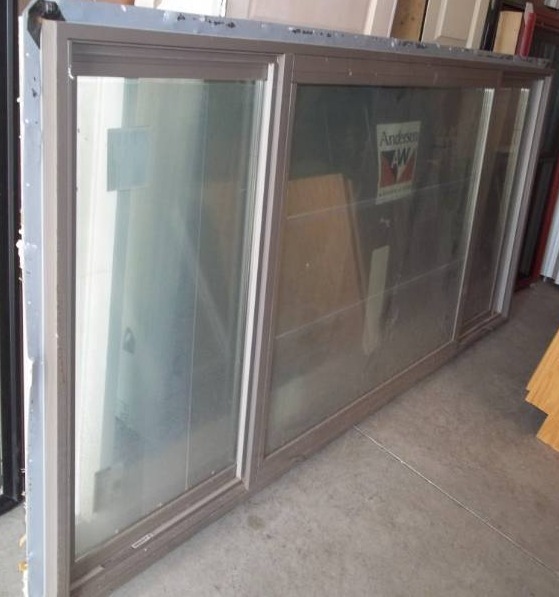 lot 104 image: Window