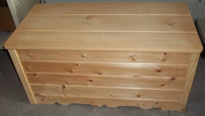 lot 111 image: Wooden Chest
