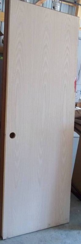 lot 122 image: Interior Door
