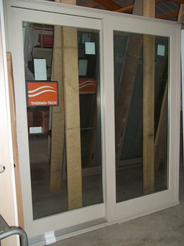 lot 132 image: Patio Door