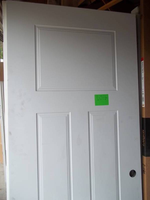 lot 146 image: Exterior Door