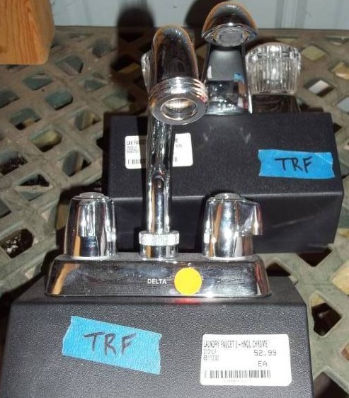 lot 246 image: Sink Faucets
