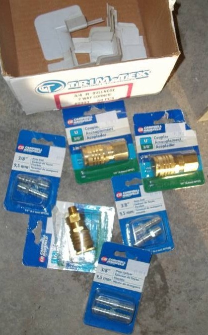 lot 250 image: Air Hose Couplers and More