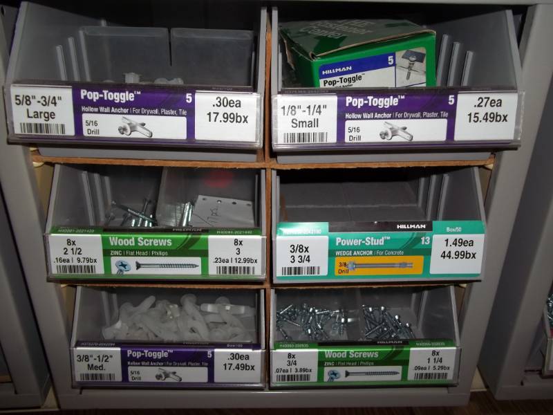 lot 317 image: Hardware Bin with Assorted Hardware