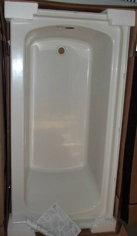 lot 359 image: Bath Tub