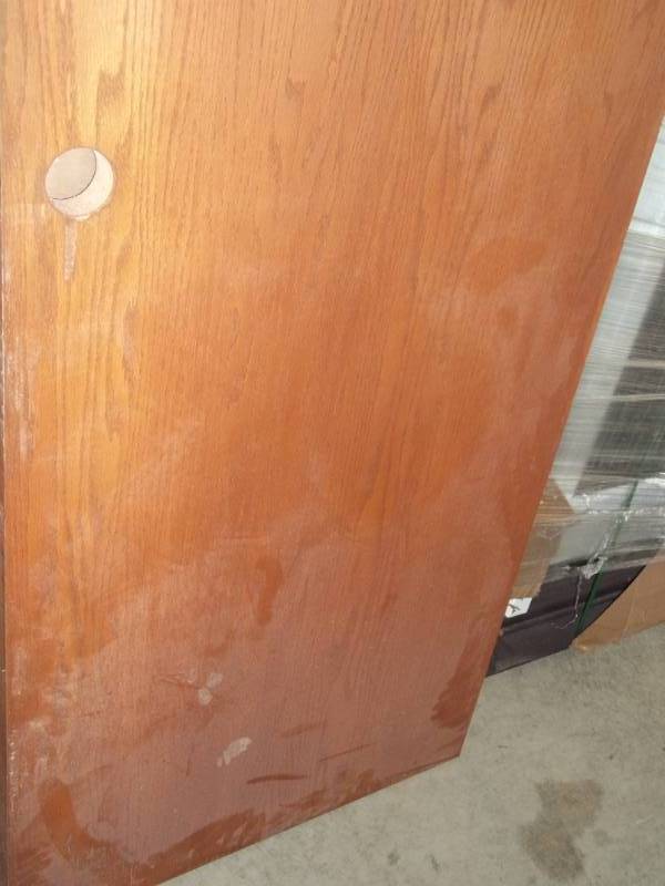 lot 389 image: Small Door