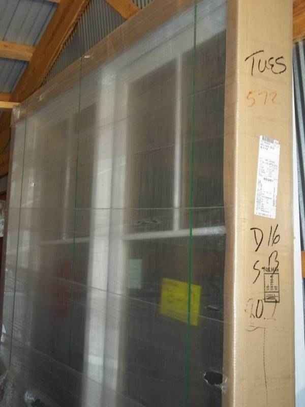 lot 390 image: Enrty Door System