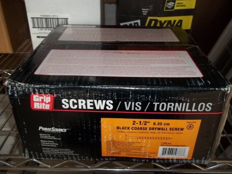 lot 419 image: Drywall Screws