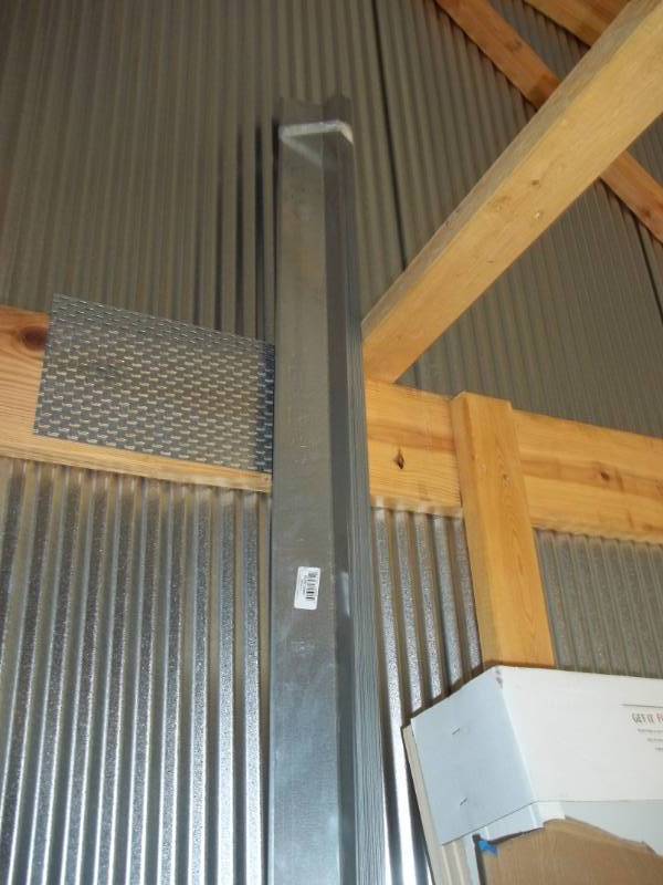 lot 450 image: Galvinized Gutter Apron
