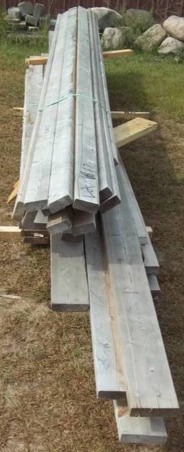 lot 17 image: 2X4s and 2X6s