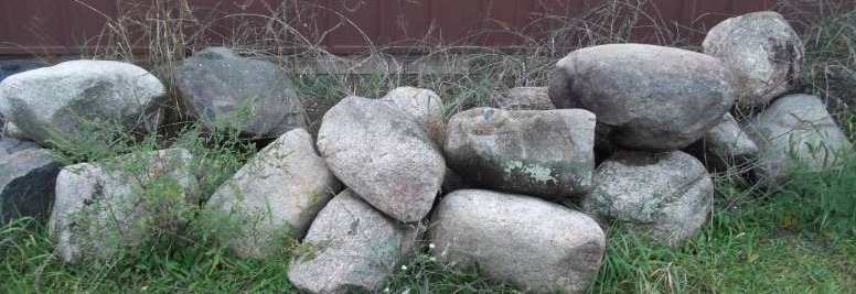 lot 498 image: Landscaping Boulders