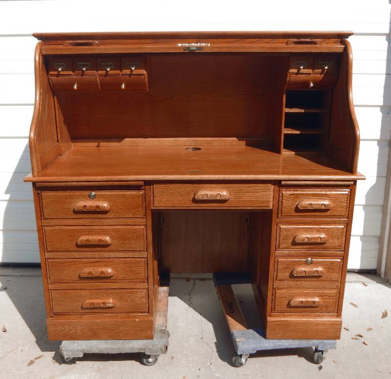 lot 12 image: Oak Roll Top Desk