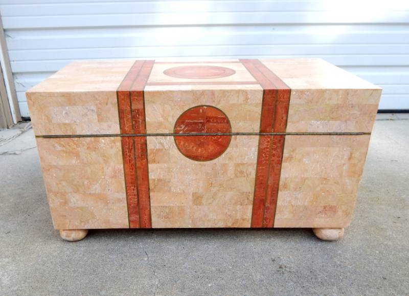 lot 18 image: Vintage Oriental Marble Cedar Chest