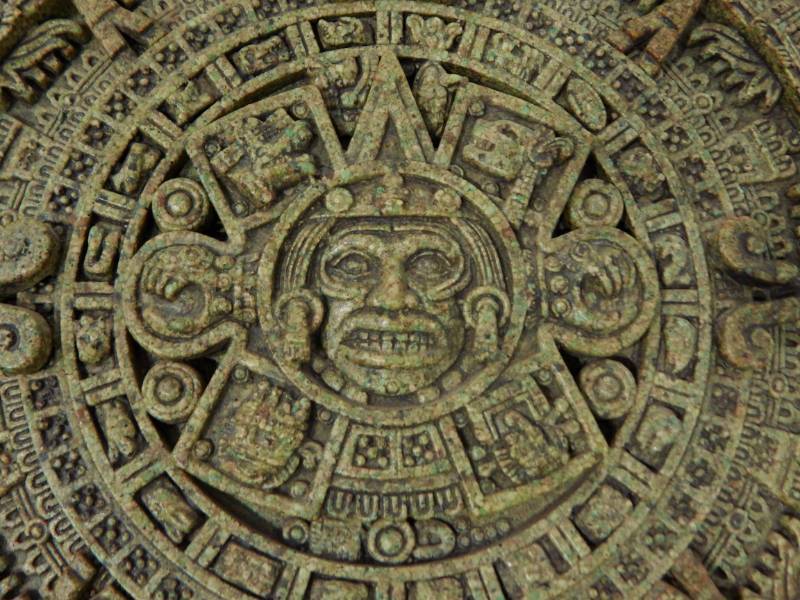 lot 56 image: Large Mayan Calendar