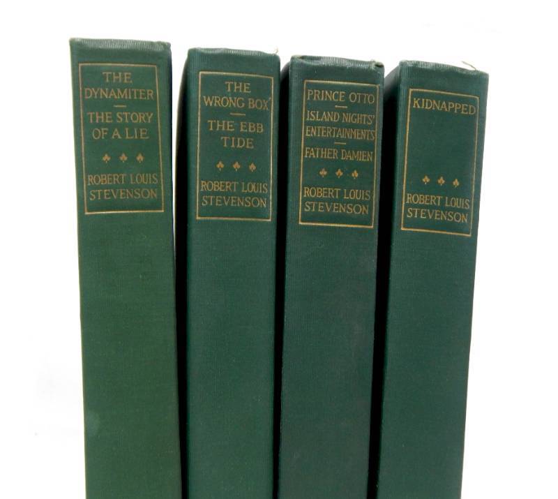 lot 70 image: Vintage 1921 Robert Louis Stevenson 12 Volume Book Set