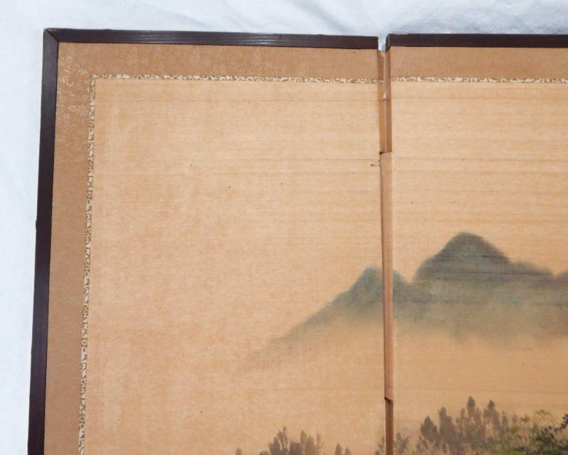 lot 43 image: Large Vintage Oriental Silk 4 Panel Scene
