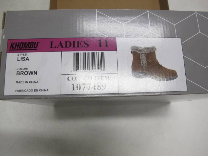 khombu boots shearling trim boot