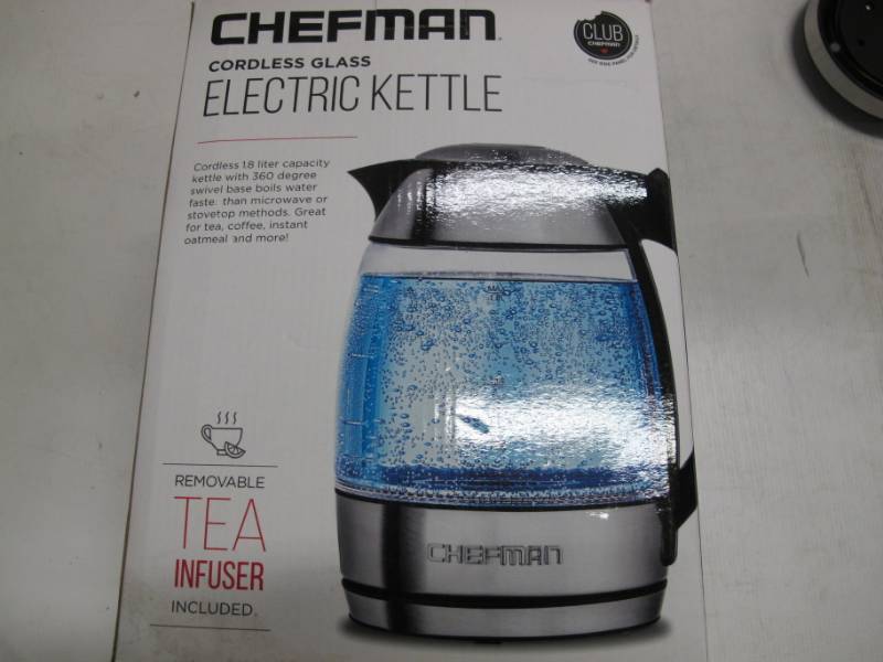 lot 29 image: CHEFMAN - 1.8L Electric Kettle - Stainless steel