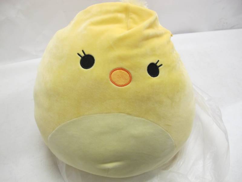 lot 34A image: Kelly Toy Squishmallow Yellow Easter Aimee The Chick Stuffed pet Animal