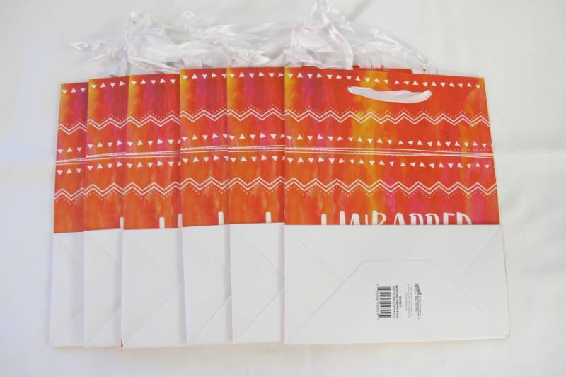 lot 102 image: 6 Pack of Gift Bags - Medium - I WRAPPED THIS MYSELF - PinkWhiteOrange