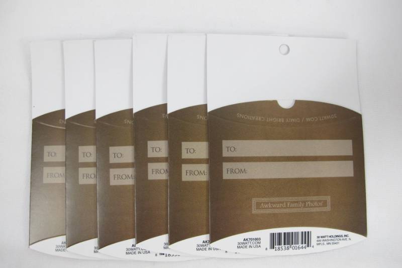 lot 112 image: 6 Pack of Prank Gift Card Holders - Awkward Family Photos - Its Your Day