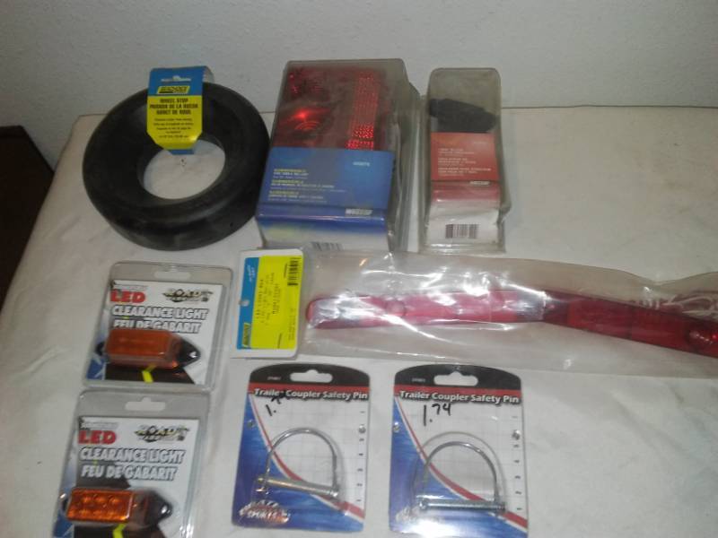 lot 212 image: All new trailering supplies