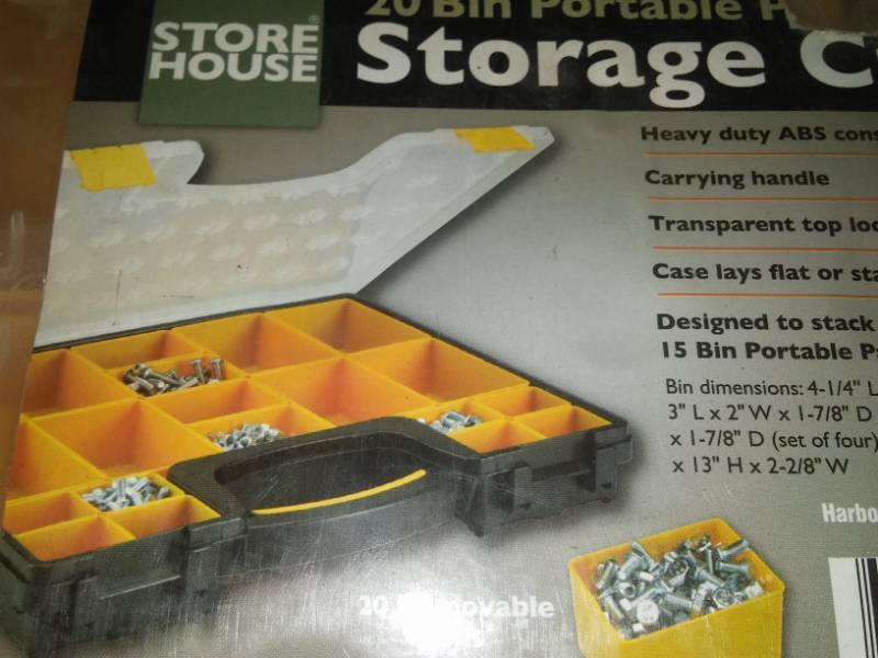 lot 223 image: 20 bin portable storage case with fuses