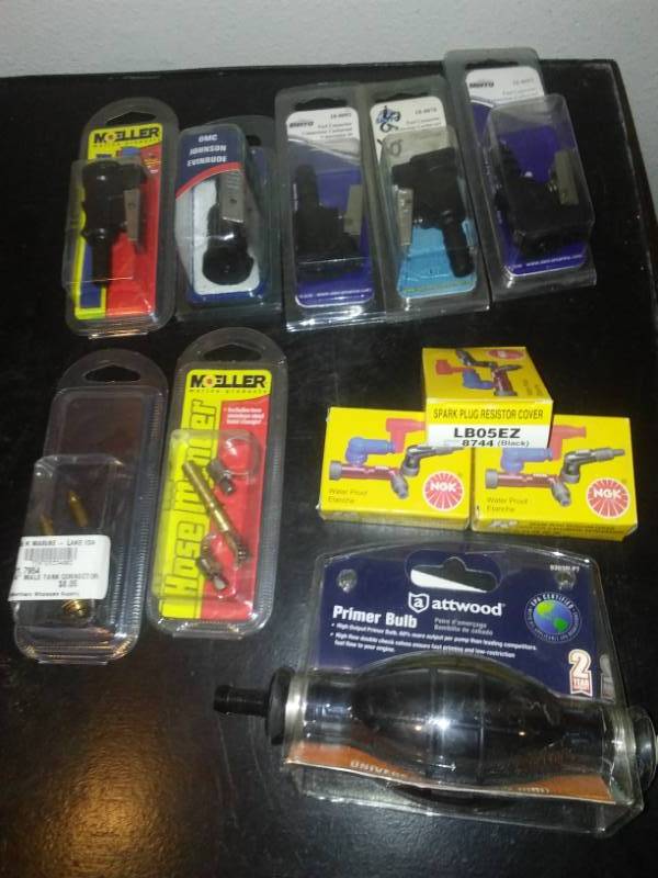 lot 240 image: 6 fuel connectors All new.