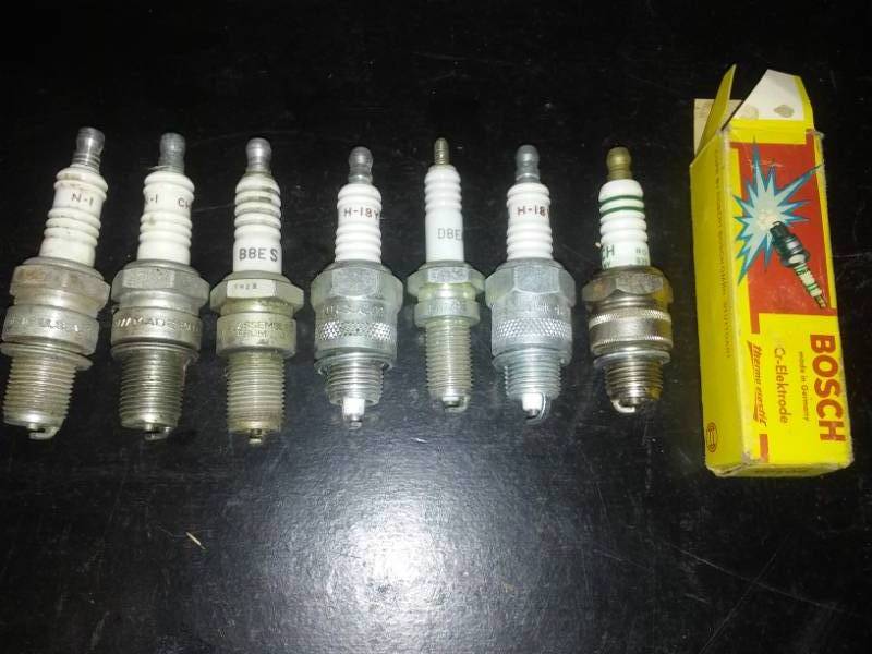 lot 241 image: Champion, NGK, Bosch spark plugs - 7.