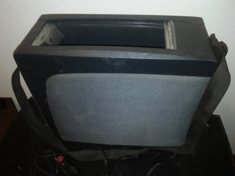 lot 243 image: Tropicool fresh bag 12 volt cooler.