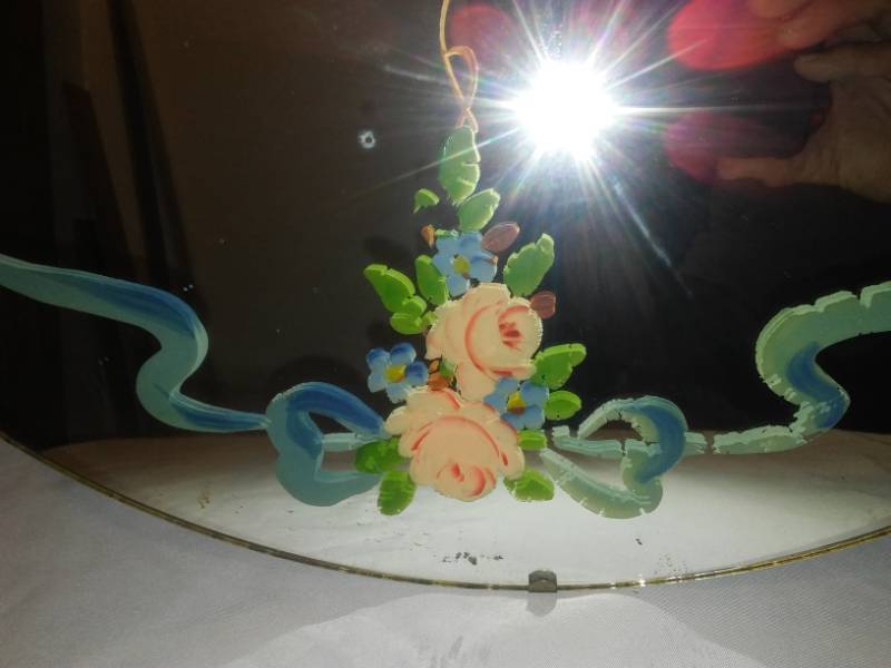 lot 332 image: Vintage hand painted round mirror 24 in.