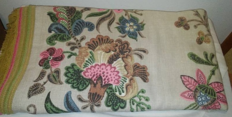 lot 336 image: Vintage Bates Gypsy Bohemian print bedspread Circa 50s or 60s.