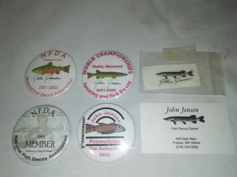 lot 348 image: John Jensen spearing decoy buttons National Fish Decoy Association.