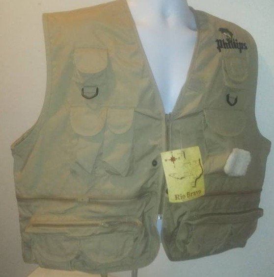lot 356 image: New Rio Bravo hunting fishing camping vest XL.