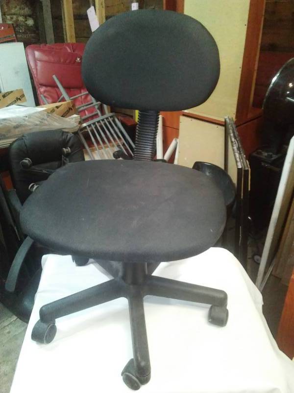 lot 29 image: 2 armless caster office chairs cloth.