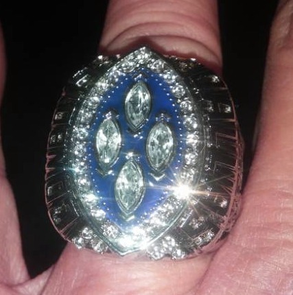 lot 18 image: Dallas cowboys super bowl ring Michael Irvin