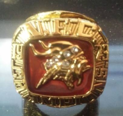 lot 118 image: MN Vikings, NFC Championship Ring Chuck Foreman,