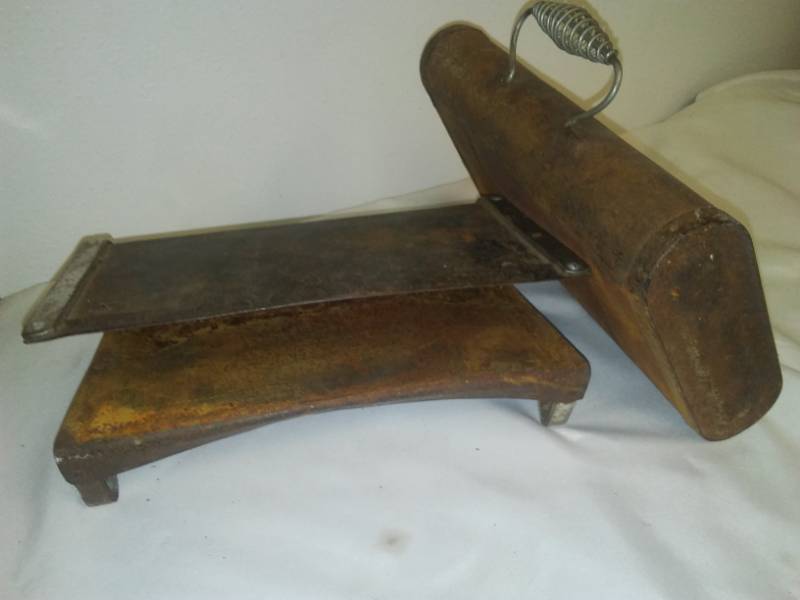 lot 37 image: Vintage coal Auto back seat heater.