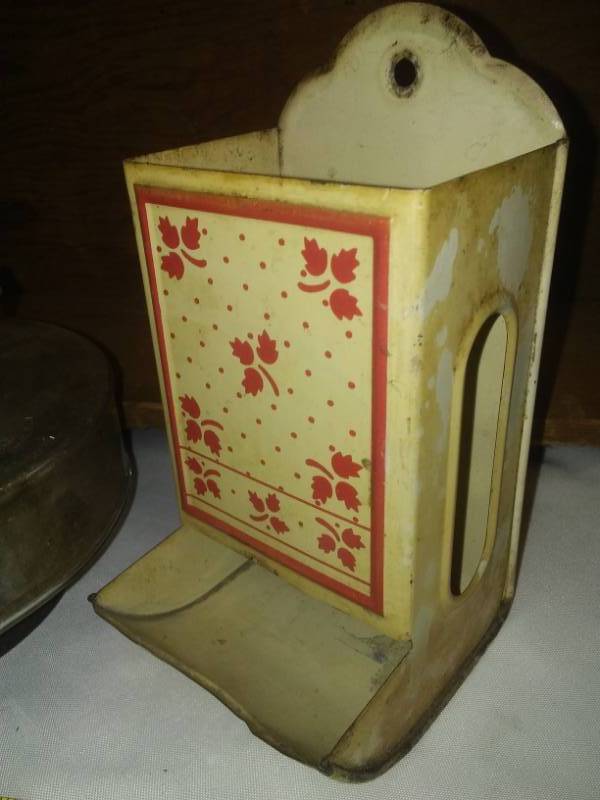 lot 116 image: Mix Vintage Wood Box, Match holder, 2 oil lamps.