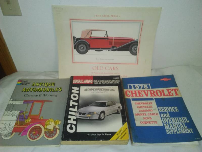 lot 153 image: 4 Automotive Books -