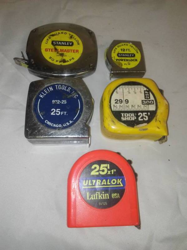 lot 161 image: 5 tape measures - All good