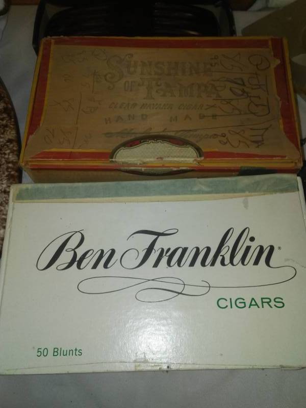 lot 175 image: Misc. Vintage
